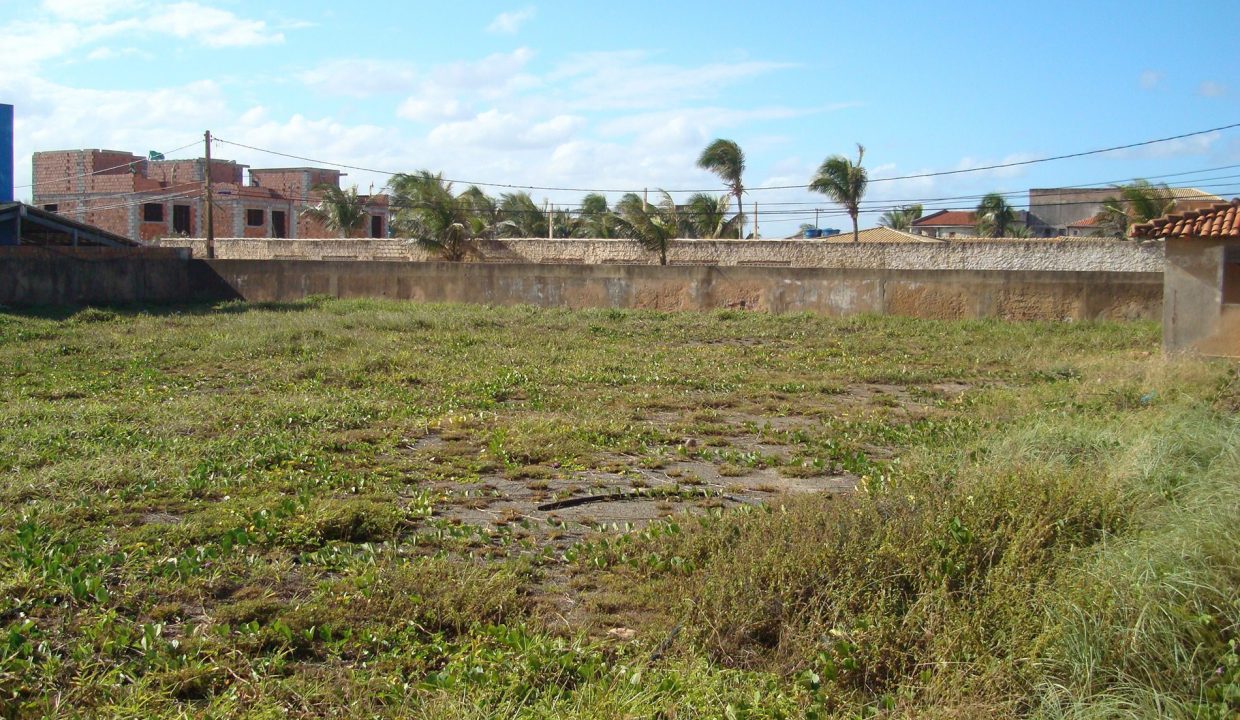 terreno-a-venda-em-frente-a-praia-de-ipitanga-2