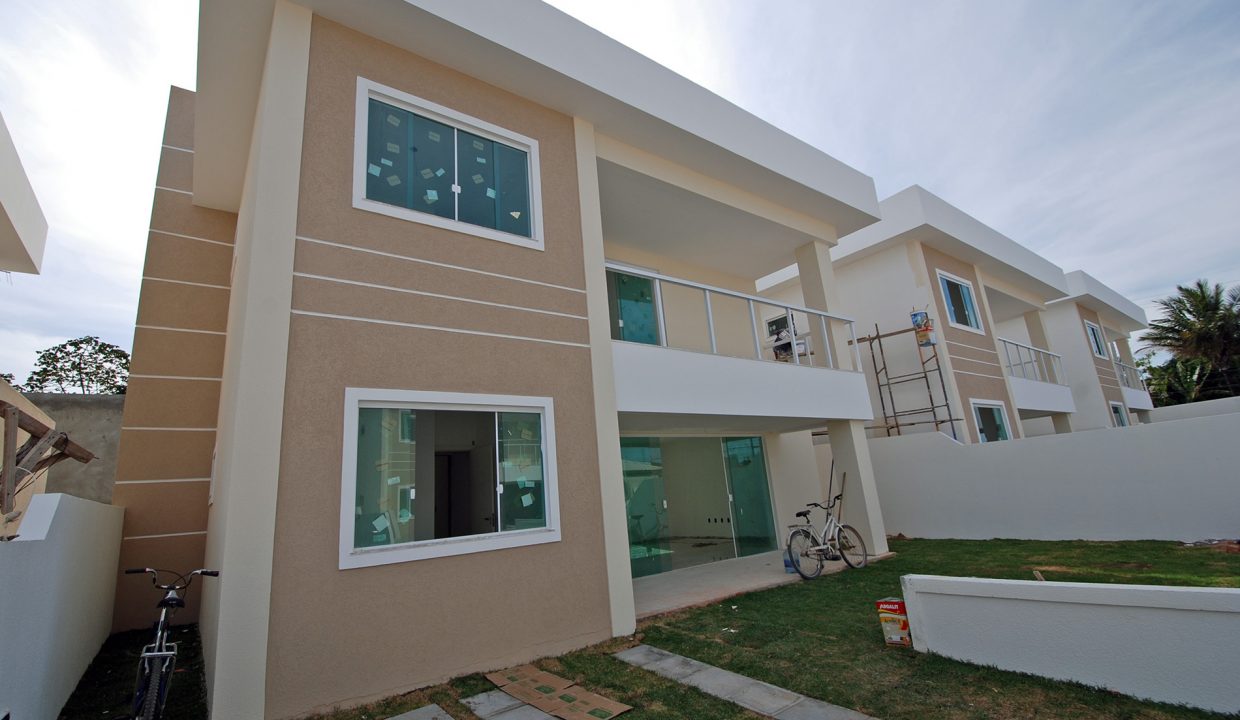 Casas de 4 suites à venda em Buraquinho-18