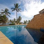 Fantástica casa beira mar Busca Vida Resort