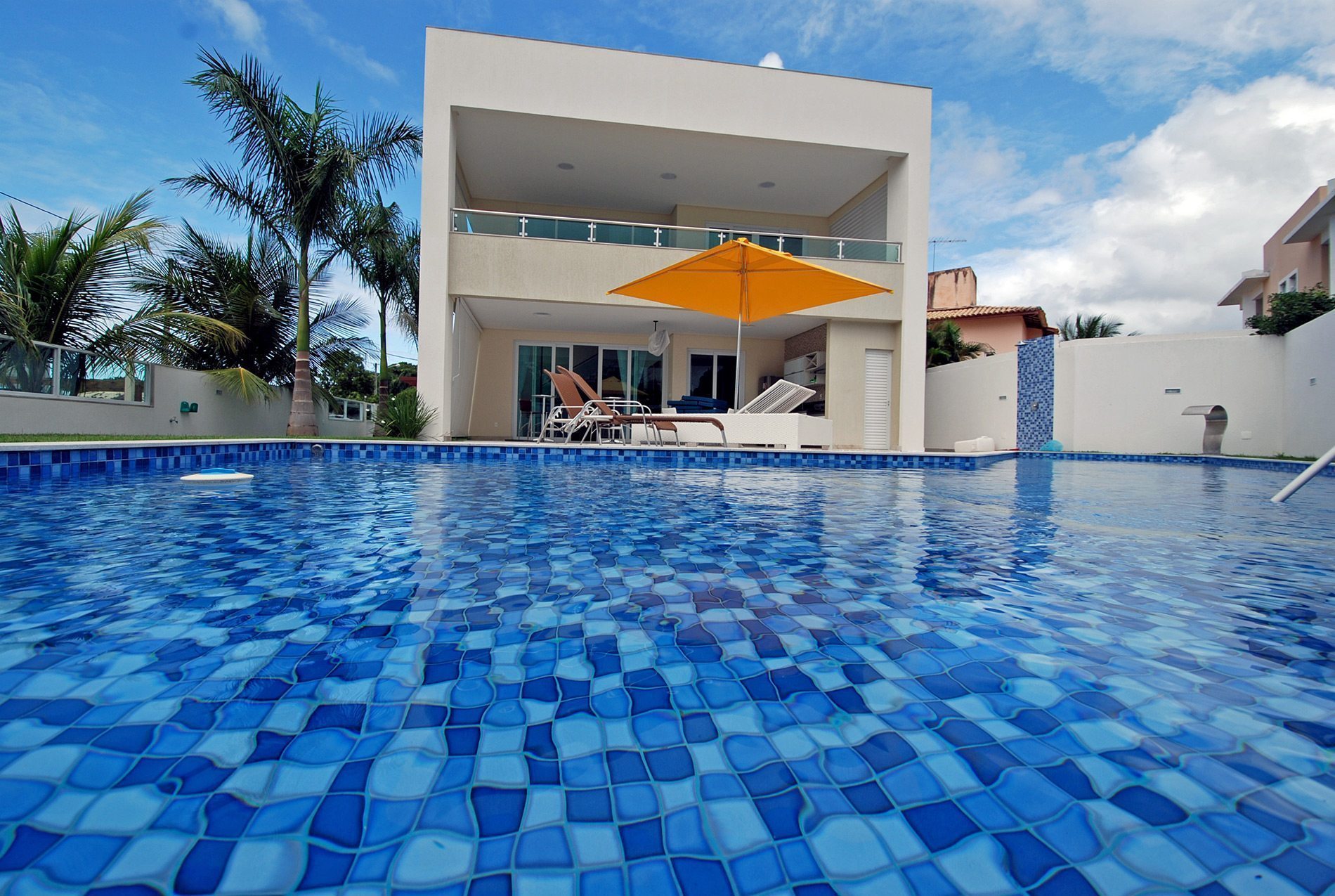 Luxury house for sale in Guarajuba