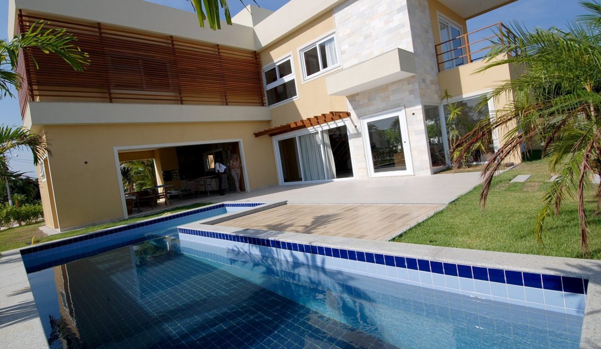 Luxuosa casa a venda Paraíso dos Lagos Guarajuba