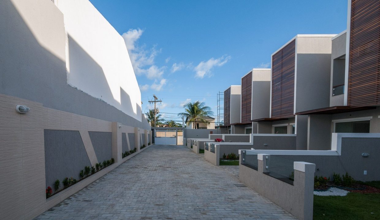 Casa duplex a venda em Ipitanga-3