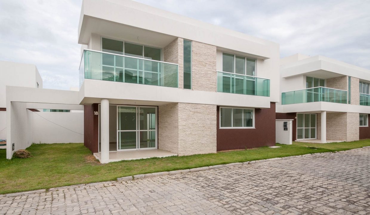 Casa nova a venda em Buraquinho