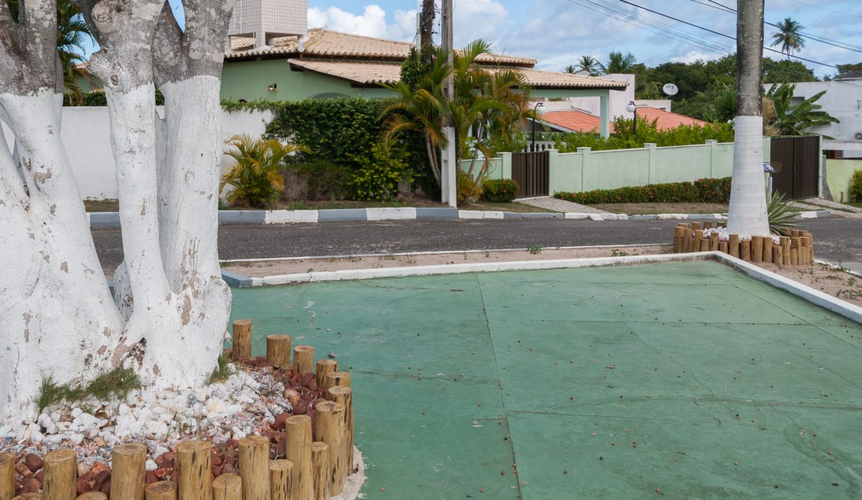 Casa térrea com piscina a venda em Lauro de Freitas (27)