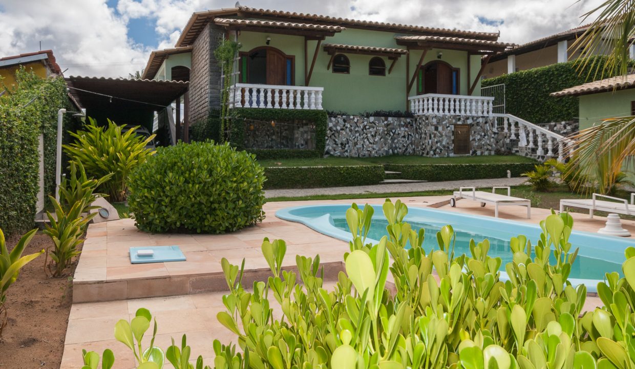 Casa térrea com piscina a venda em Lauro de Freitas (3)