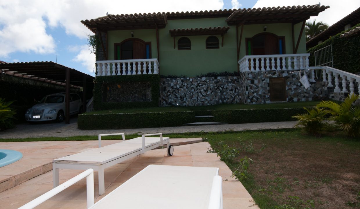 Casa térrea com piscina a venda em Lauro de Freitas (7)