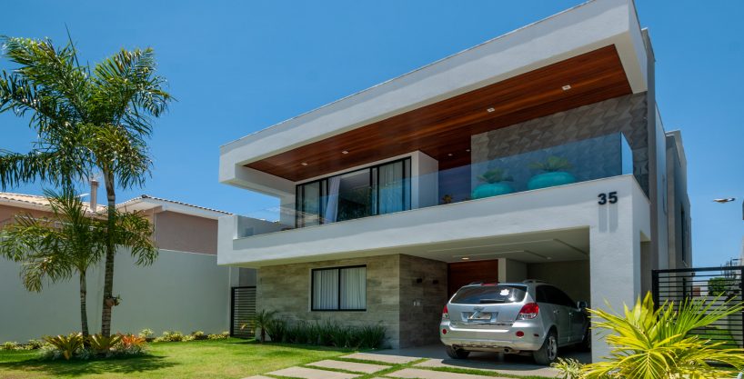 Espetacular casa moderna a venda Vilas do Atlântico