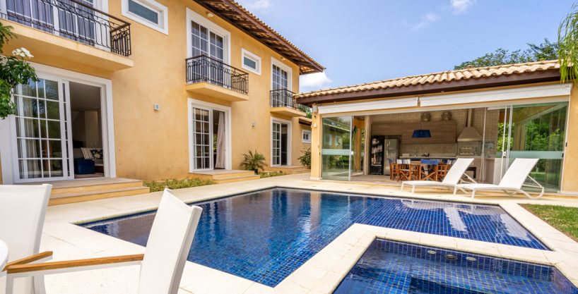 Luxury home for sale Quinta da Lagoa in Itacimirim