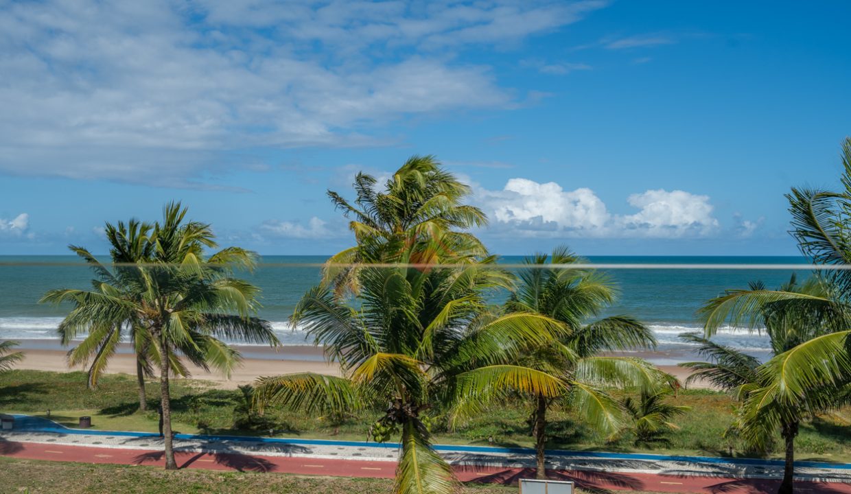 Mansão com quadra de beach tênis frente mar em Guarajuba-28