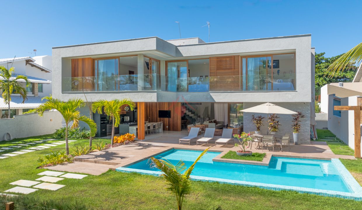 Casa de luxo a 80 m da praia a venda Guarajuba
